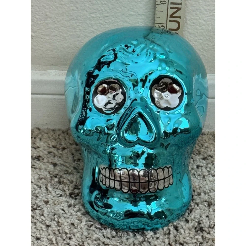 Cocinaware Day‎ Of The Dead Metallic 3D Skull Halloween Decor Blue Full Size